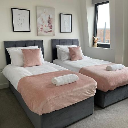 Premier Suite- Bedford City Centre With Free Gym & Parking Luaran gambar
